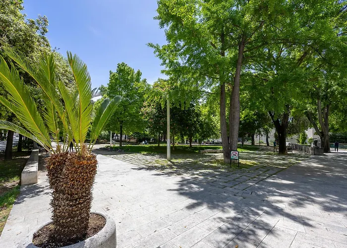 Iskra 2 アパート スプリト